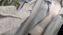 Load image into Gallery viewer, Elan Grey Knit 3% Cashmere Sweater Hoodie Cardigan MD-LG
