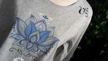 Load image into Gallery viewer, Custom Pressed &quot;Ohm&quot; Namaste Yoga Lotus Shirt SM
