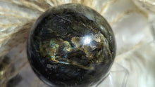 Load image into Gallery viewer, 2.5&quot; Labradorite Flash Sphere with Stand
