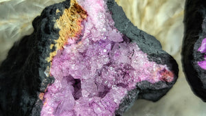 2" Dyed Amethyst Quartz Crystal Geodes (3pcs)