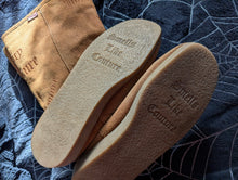 Load image into Gallery viewer, Tan Suede Juicy Couture Winter Tall Boots sz9
