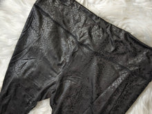 Load image into Gallery viewer, Guilty &amp; Ardene Black Pu Leather Leggings LG (2 pairs)

