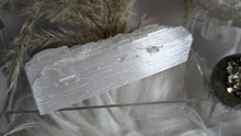 Load image into Gallery viewer, 4&quot; Utah Ice Selenite Crystal Log
