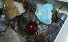 Load image into Gallery viewer, Luck Healing Gemstone Crystal Kit
