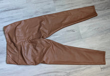 Load image into Gallery viewer, Matteson Coffee Tan Pu Leather Pants sz12/XL NWT
