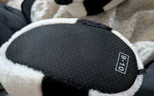 Load image into Gallery viewer, Faux Fur Panda Slippers sz8-9
