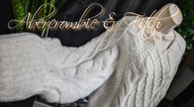 Load image into Gallery viewer, Abercrombie &amp; Fitch Ivory Lantern Sleeve Cable Knit Sweater SM
