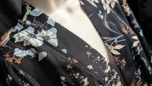 Load image into Gallery viewer, Tahari Black Floral Kimono Duster Cover Up SM-MD
