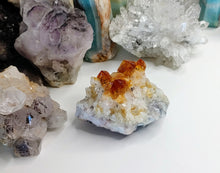 Load image into Gallery viewer, 2.5&quot; Citrine Quartz Crystal Cluster
