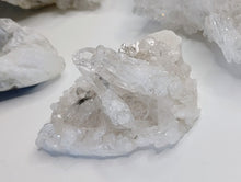 Load image into Gallery viewer, 2.5&quot; Clear Quartz Crystal Cluster
