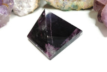 Load image into Gallery viewer, 1.5&quot; Purple Fluorite Crystal Pyramid
