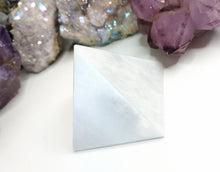 Load image into Gallery viewer, 2&quot; White Onyx Stone Crystal Pyramid
