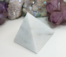 Load image into Gallery viewer, 2&quot; White Onyx Stone Crystal Pyramid
