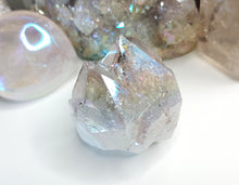 Load image into Gallery viewer, 1.5&quot; Angel Aura Amethyst Crystal Point
