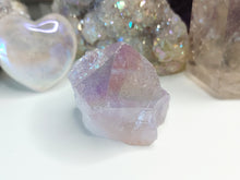 Load image into Gallery viewer, 1.5&quot; Angel Aura Amethyst Crystal Point
