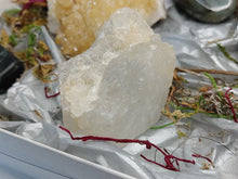 Load image into Gallery viewer, Luck Healing Gemstone Crystal Kit
