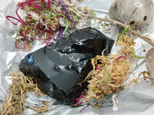 Load image into Gallery viewer, Protection Healing Gemstone Crystal Kit
