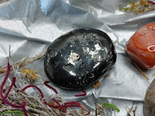Load image into Gallery viewer, Protection Healing Gemstone Crystal Kit
