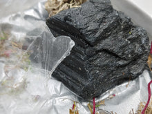 Load image into Gallery viewer, Protection Healing Gemstone Crystal Kit
