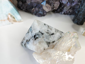 1.5" Rainbow Moonstone Flash Crystal Pyramid