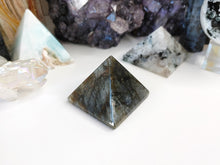 Load image into Gallery viewer, 1.5&quot; Labradorite Flash Crystal Pyramid
