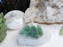 Load image into Gallery viewer, 2&quot; Green Fluorite Crystal Cluster
