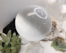 Load image into Gallery viewer, 4.5&quot; Optical Selenite Crystal Sphere with Glass Stand
