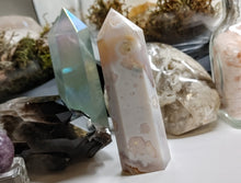 Load image into Gallery viewer, 3&quot; Flower Agate Crystal Pillar Tower
