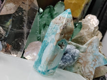 Load image into Gallery viewer, 3&quot; Caribbean Calcite Crystal Pillar Tower
