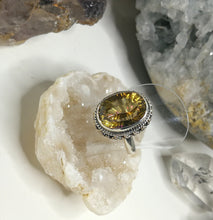 Load image into Gallery viewer, Faceted Mystic Topaz Sterling Silver Ring w/Stand sz6

